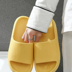 Men Home Slippers Male Sandals Bathroom Women Non Slip Outdoor Beach Slides Casual Rubber Flip Flops Flat 2025 New Trend Summer