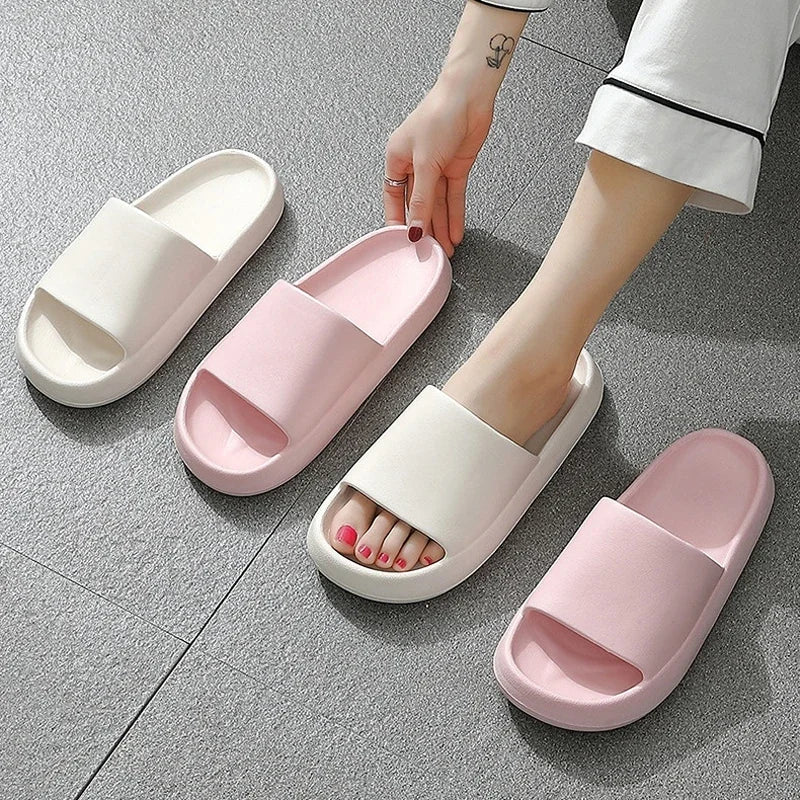 Men Home Slippers Male Sandals Bathroom Women Non Slip Outdoor Beach Slides Casual Rubber Flip Flops Flat 2025 New Trend Summer